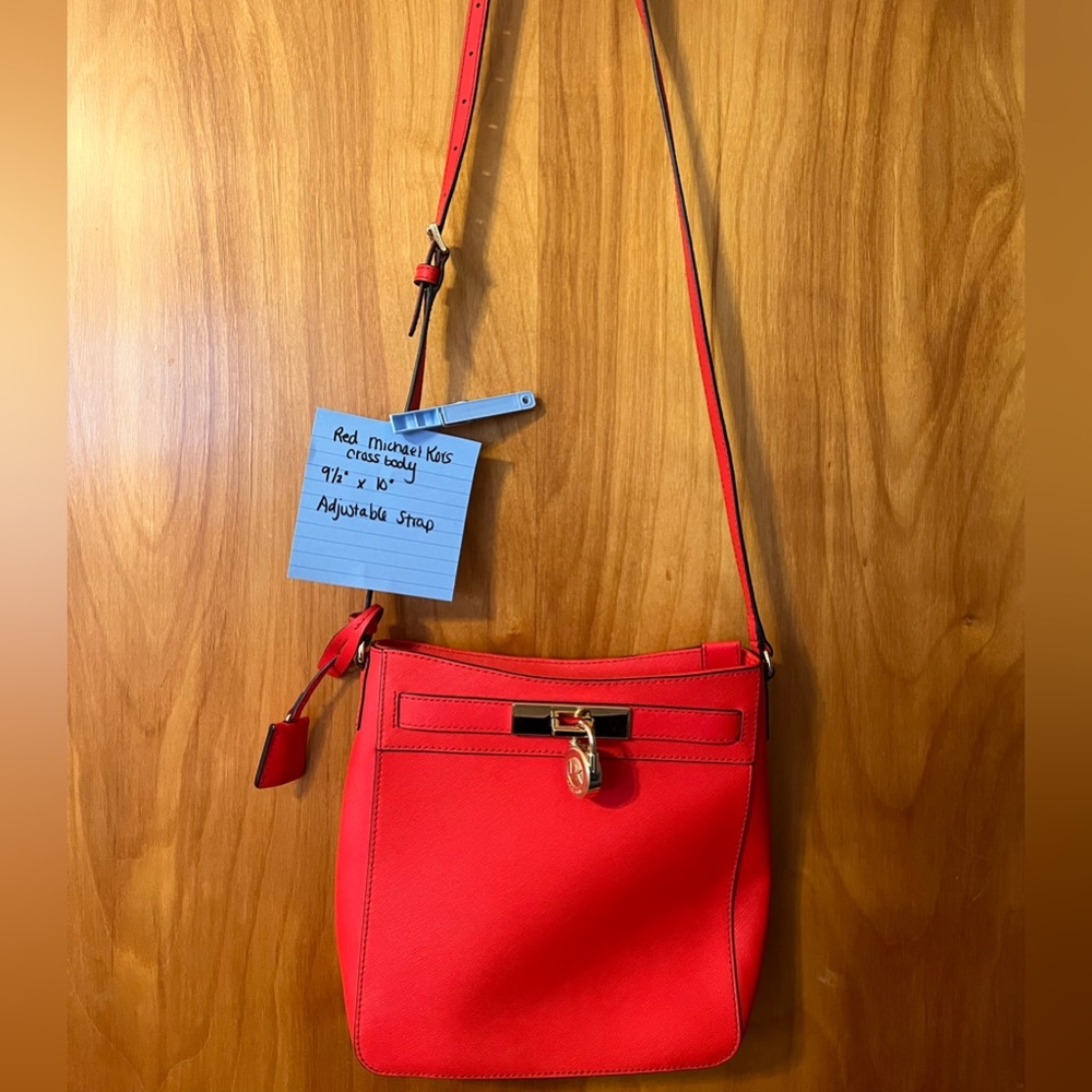 Michael Kors, excellent condition- barely used
